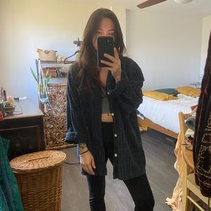✨SOLD✨ Button Down Flannel